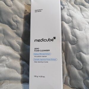 Medicube Zero Foam Cleanser — Sealed